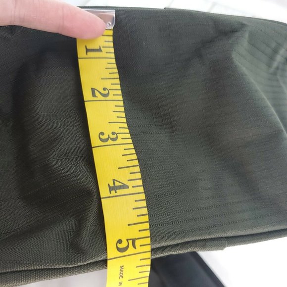 Eddie Bauer Mens Olive Green Black Retro Nylon Detachable Strap Convertible Bag - Picture 11 of 15